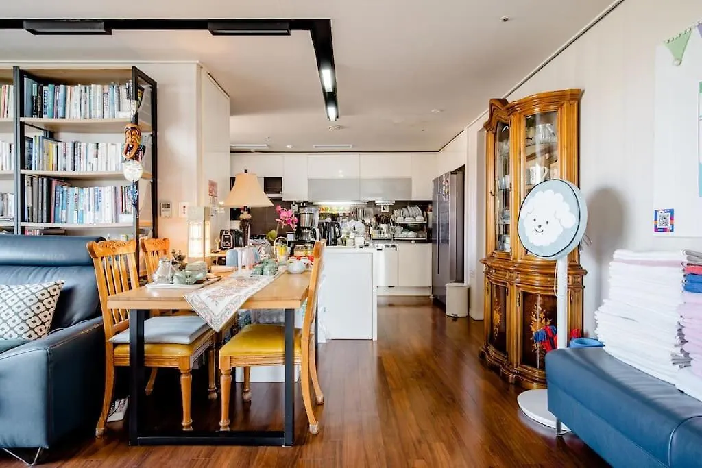Sky Cozy House Apartment Seoul